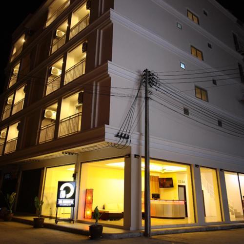 Sharaya Patong Hotel Exterior photo
