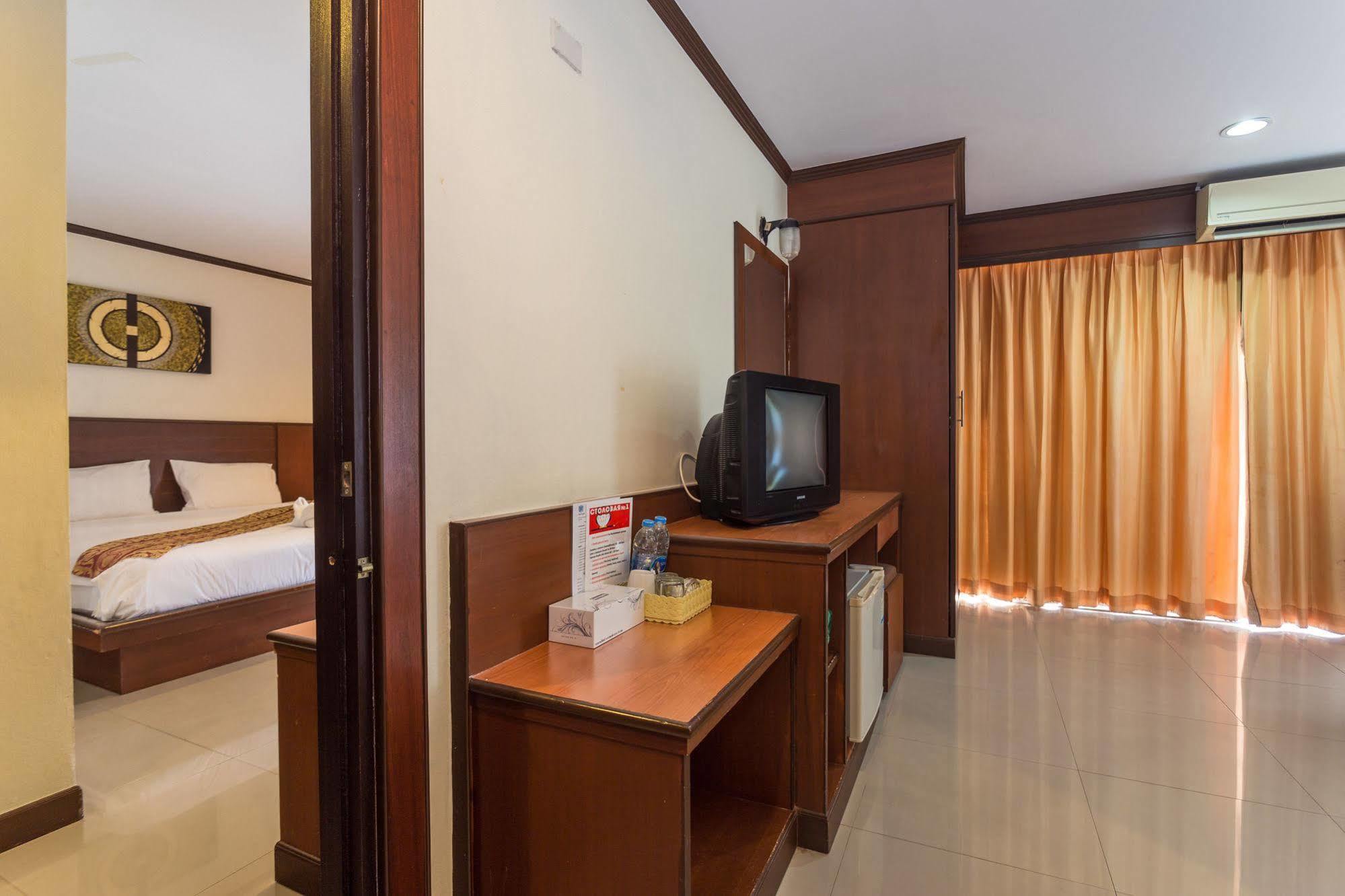 Sharaya Patong Hotel Exterior photo